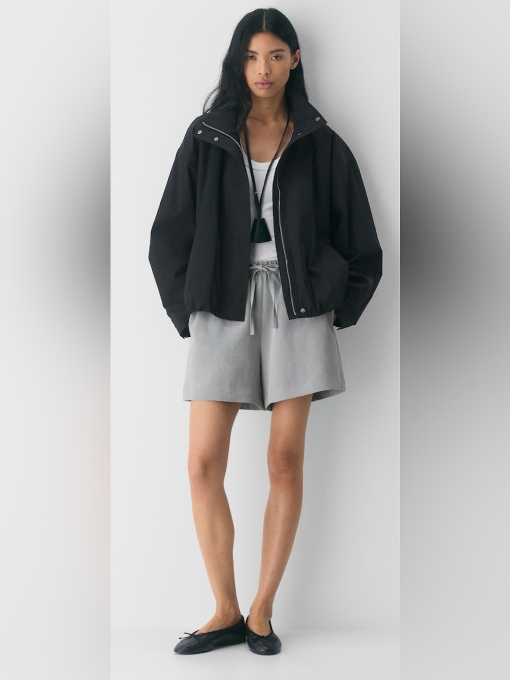 ARITZIA grey lodge shorts 🩶
